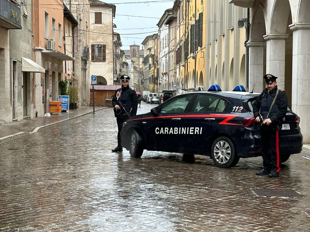 Fossombrone, controlli dei Carabinieri al Carnevale storico