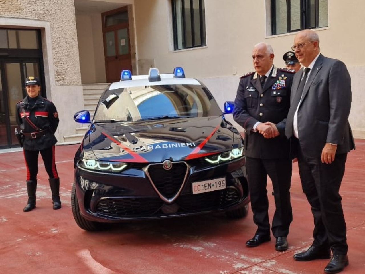 Alfa Romeo Tonale Hybrid per l’Arma dei Carabinieri