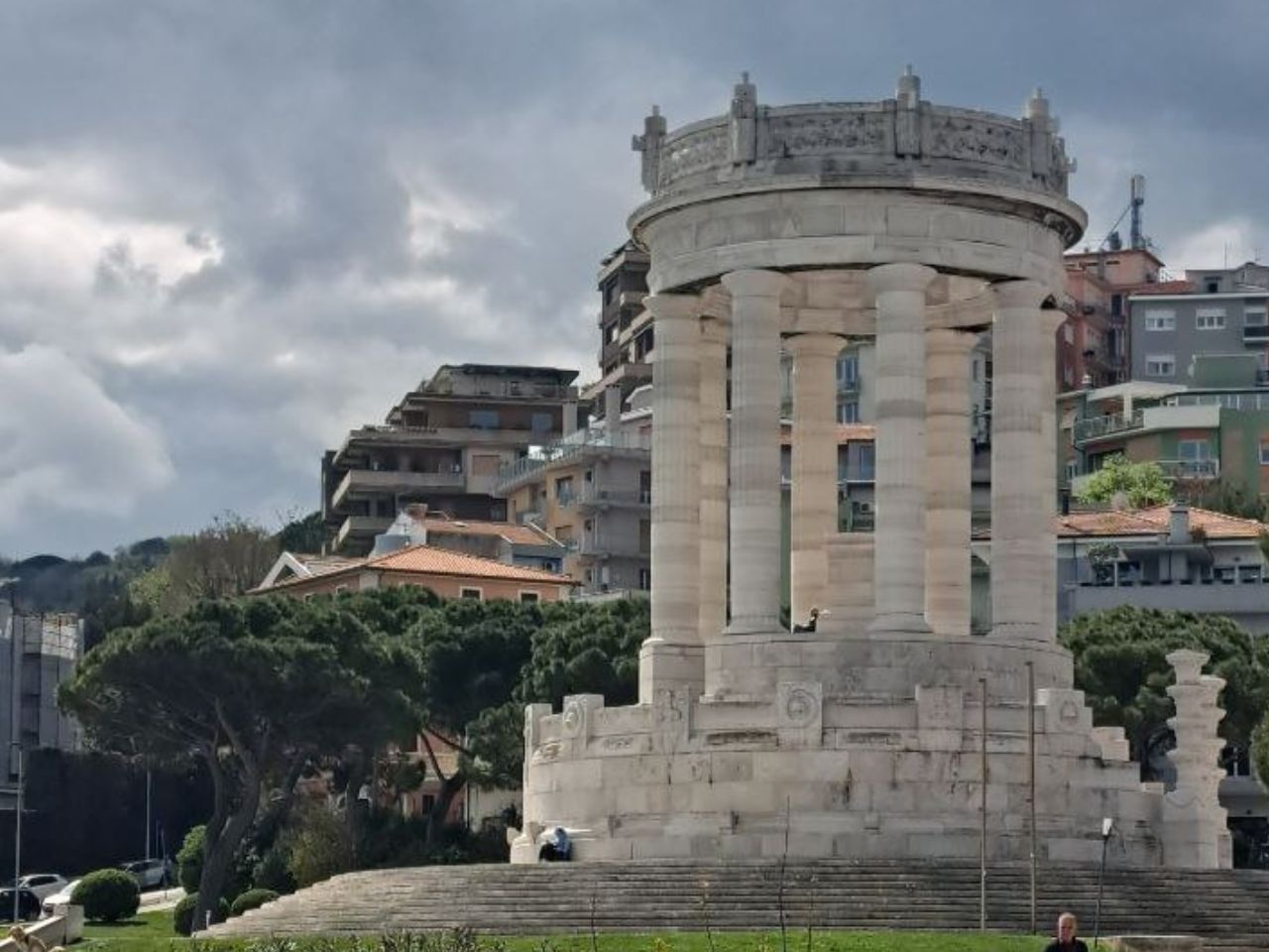 Ancona, decoro urbano: le critiche dell’opposizione