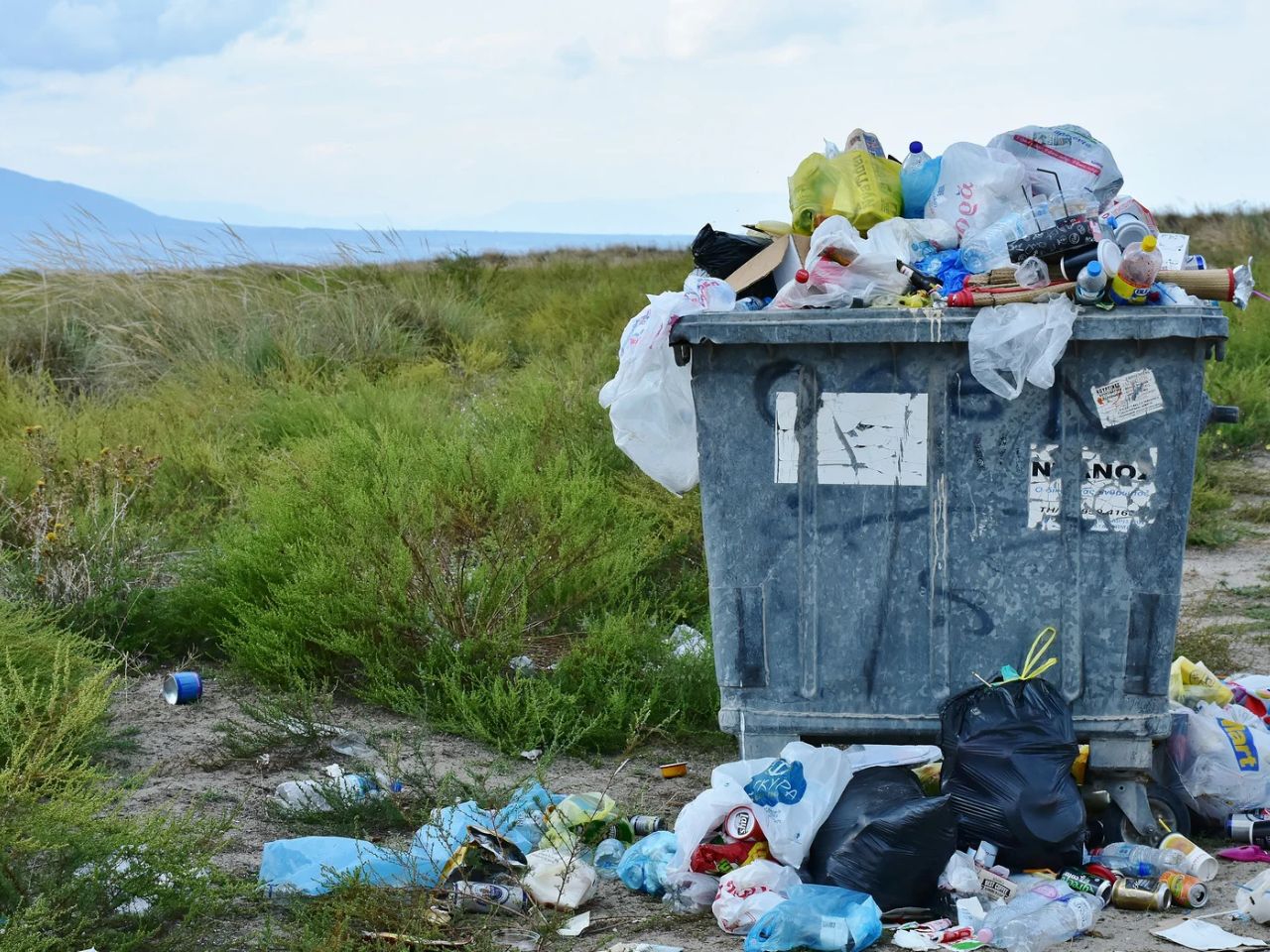 “Fangopoli”, a Catanzaro 20 persone indagate per traffico illecito di rifiuti