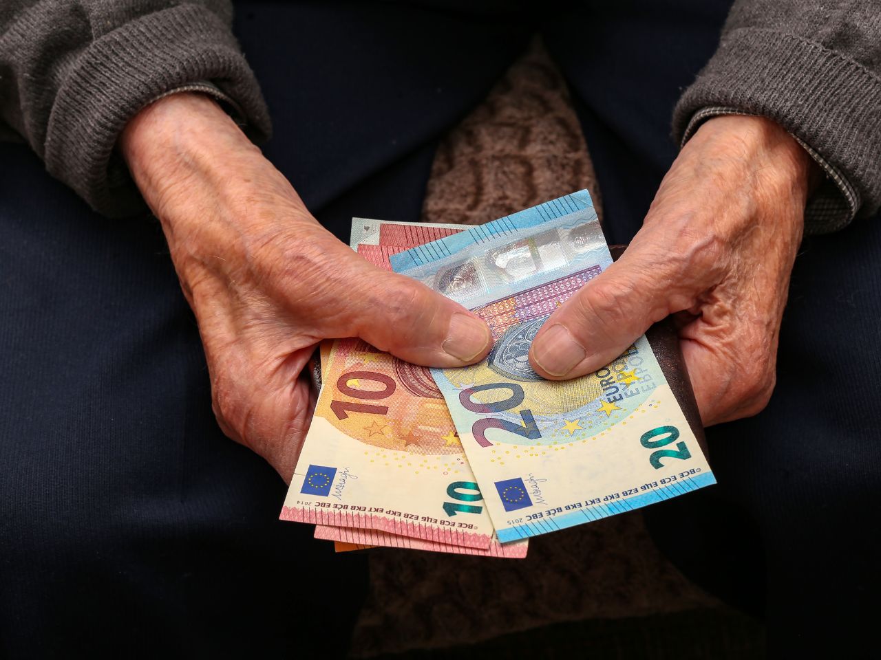 Pensioni nelle Marche, i dati del 2023: importo medio tra i più bassi d’Italia