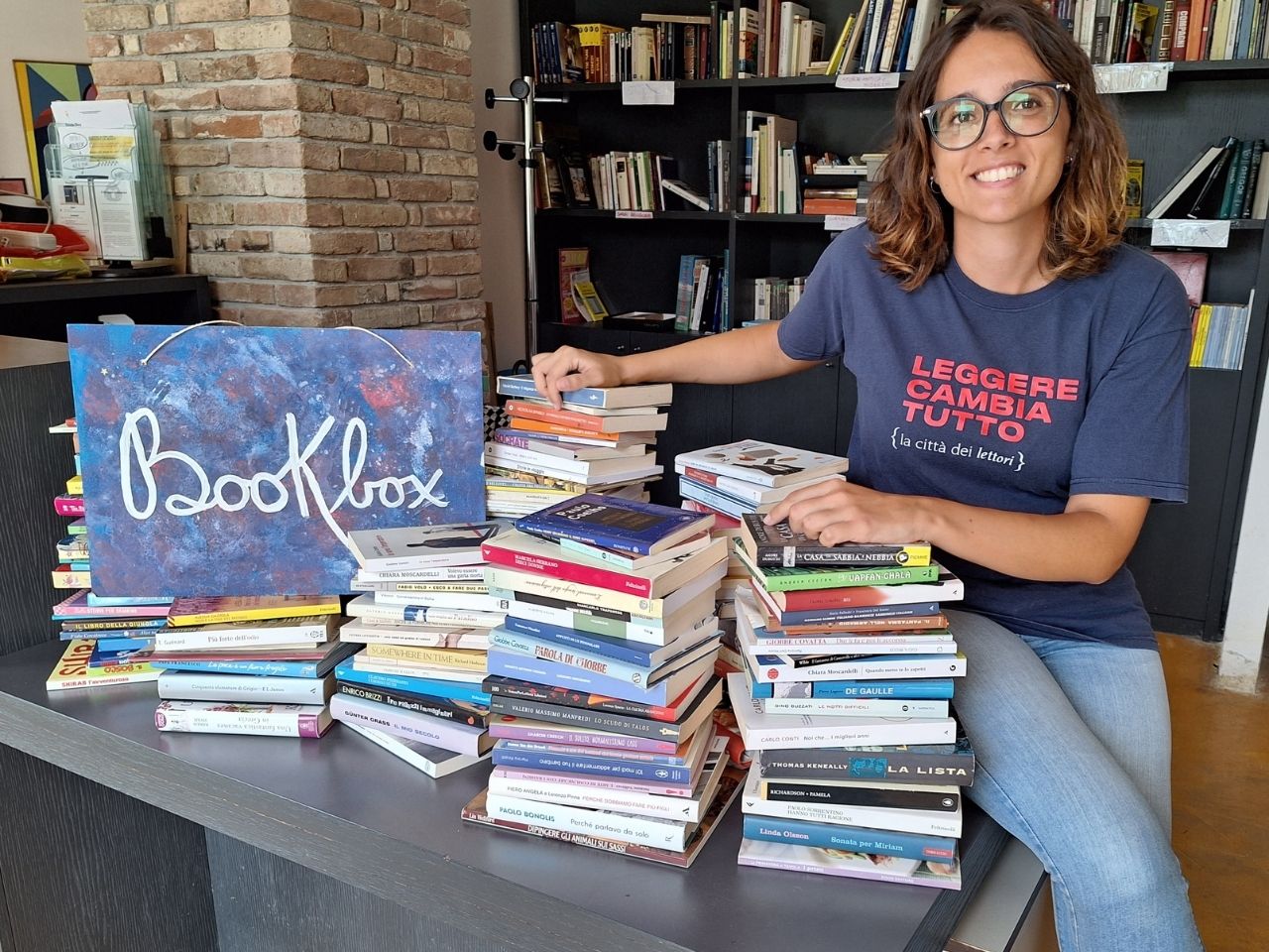 Riapre la Biblioteca La Fornace. 200 libri per il progetto BookBox grazie alla blogger Elisa