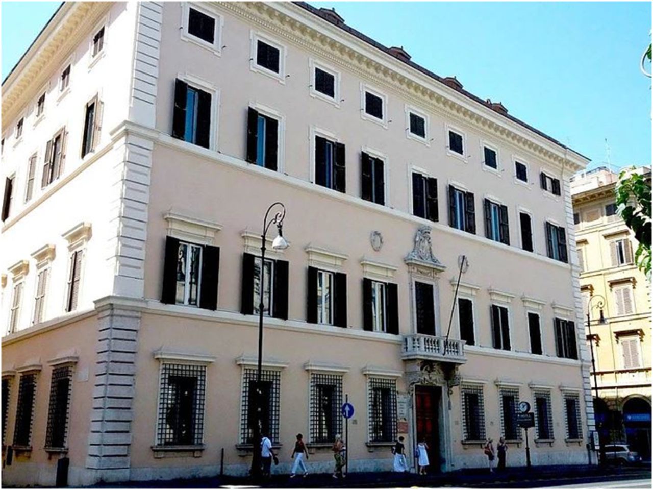 Palazzo dei Balleani a Roma