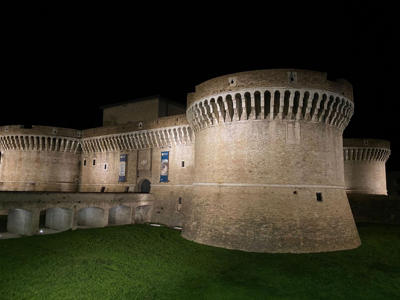 Senigallia, nuova illuminazione per la Rocca Rovesca