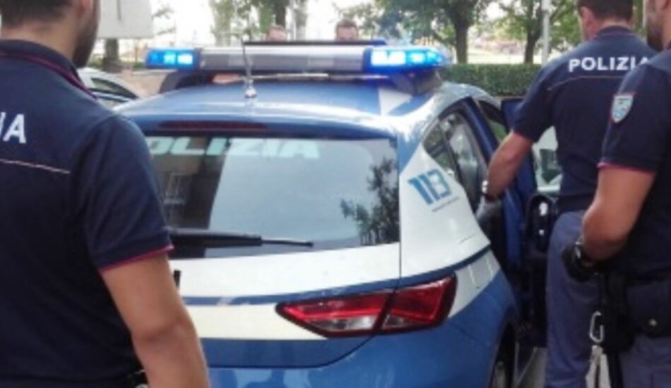 Giovane arrestato per rapina e tentata rapina ad Ancona