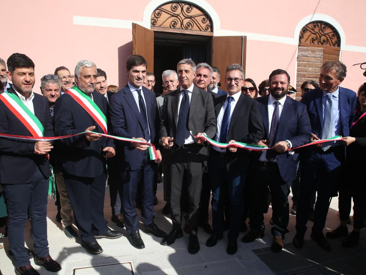 Acqualagna, taglio del nastro per la 59^ Fiera Nazionale del tartufo bianco