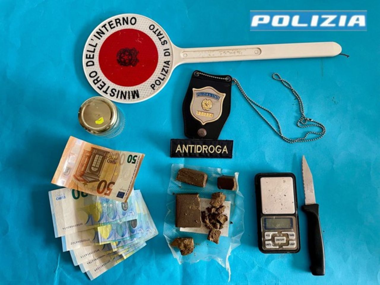 Ancona, 31enne denunciato per detenzione e spaccio di hashish