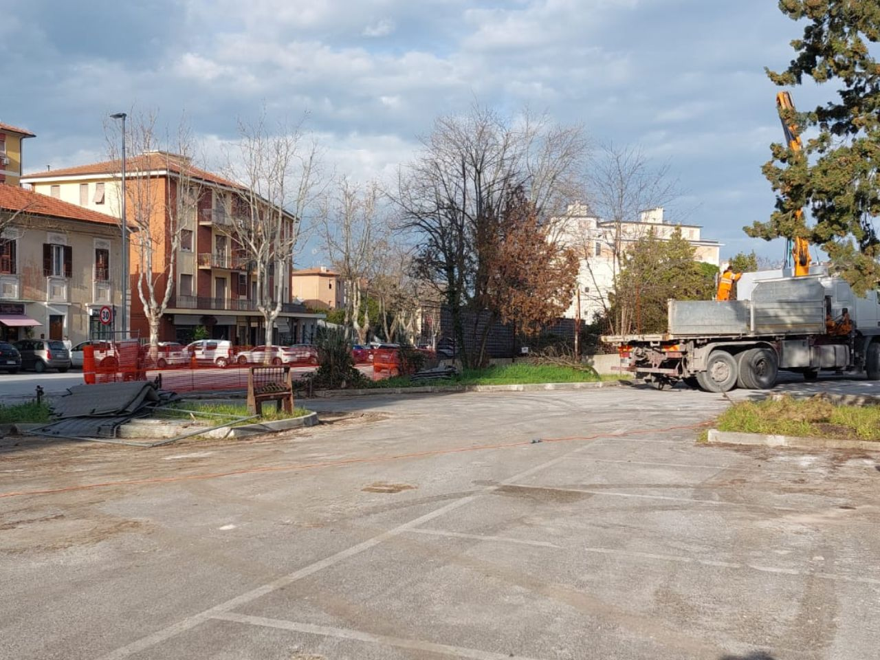 Jesi, partono i lavori per il nuovo parcheggio in Viale della Vittoria