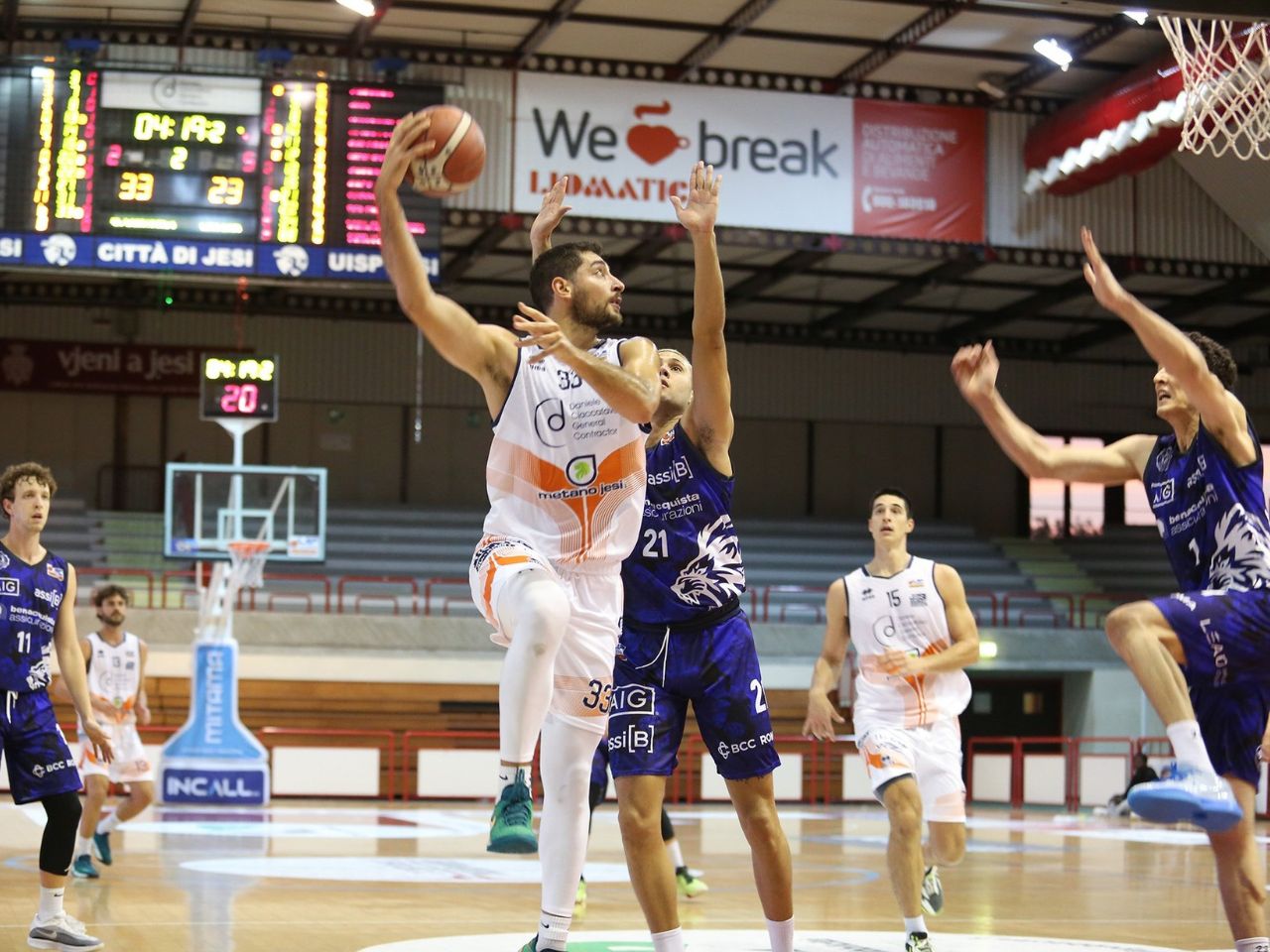 Jesi c’è! Vittoria a Treviglio in gara 2