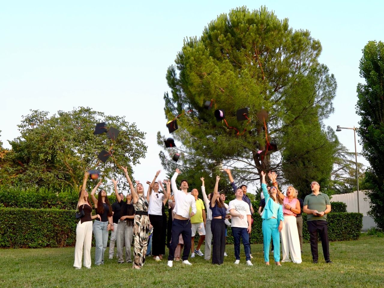 La Fondazione Marco Fileni celebra il merito: 30 borse di studio e nuove iniziative per i giovani marchigiani