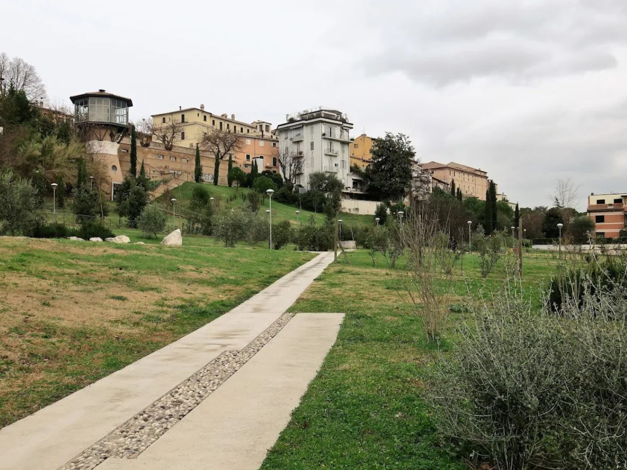 Jesi, al via degli eventi per l’estate 2025 al parco del Vallato