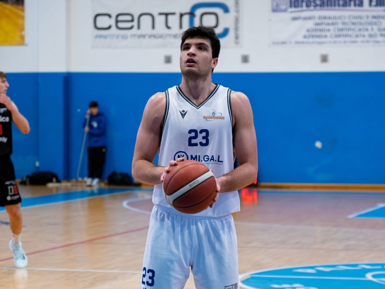 Pallacanestro Jesi chiude lo starting five