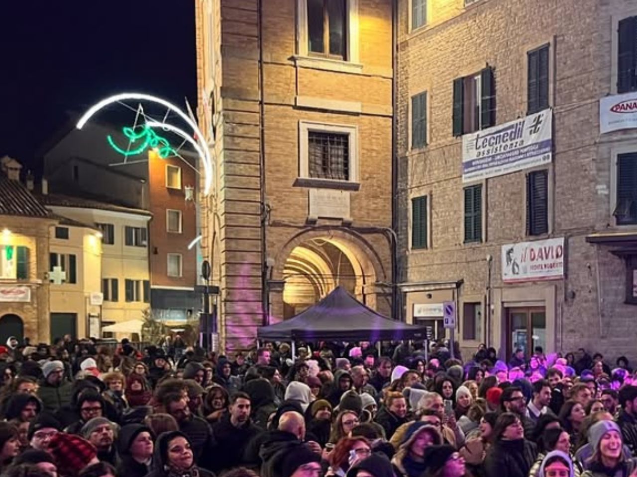 Cupramontana, la Sagra dell’uva entra nel vivo con Palio della pigiatura ed Eiffel 65