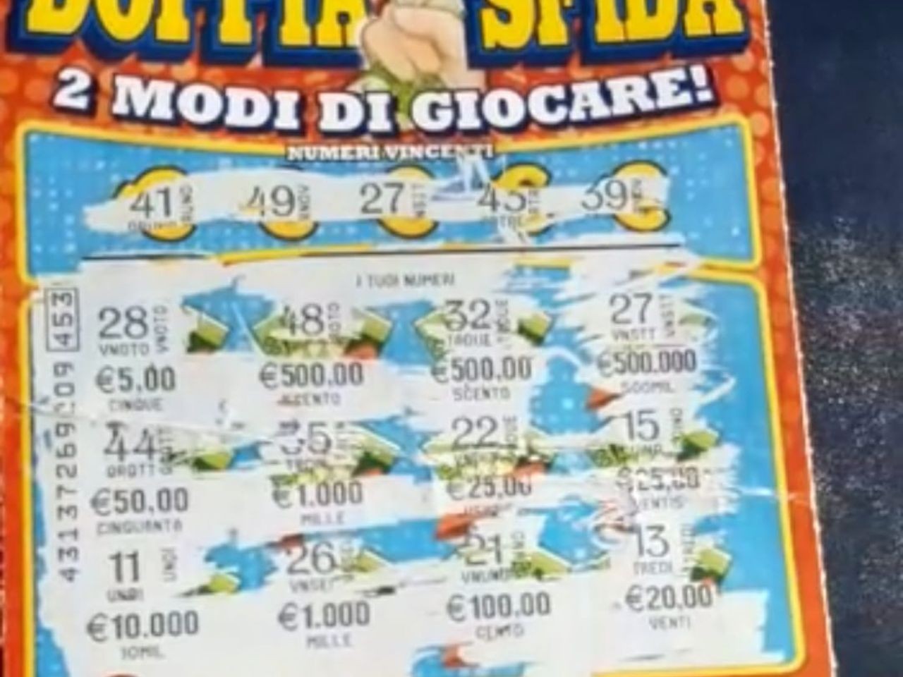 Jesi, riscuotevano vincite su gratta e vinci rubati