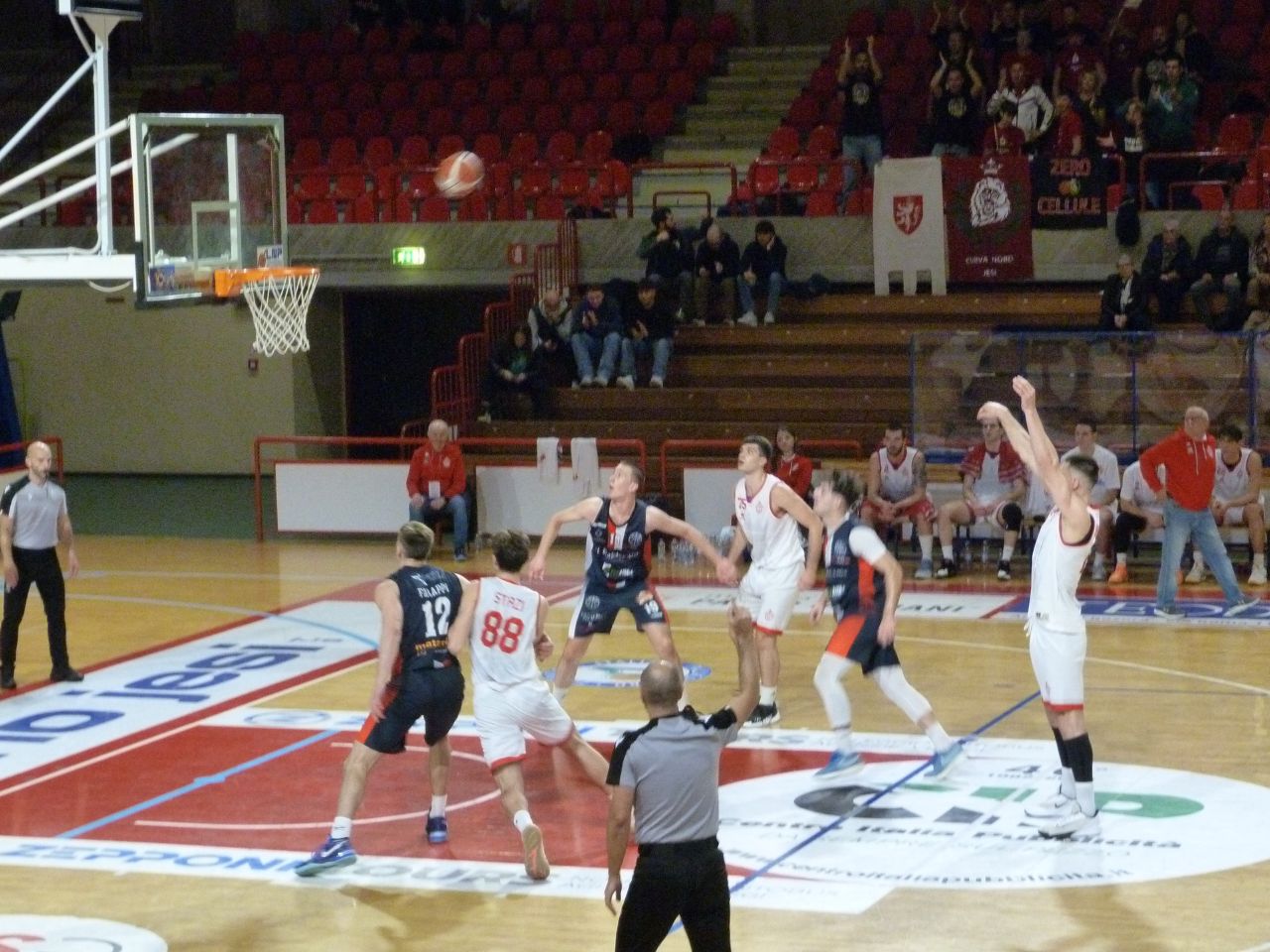 Pallacanestro Jesi prova d’orgoglio e un ultimo quarto da record