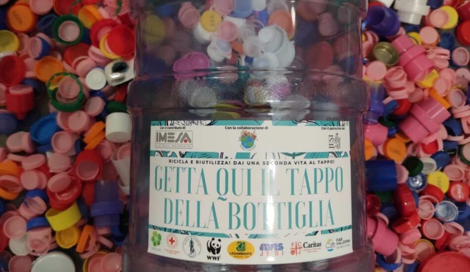 jesiclean raccolta tappi di plastica