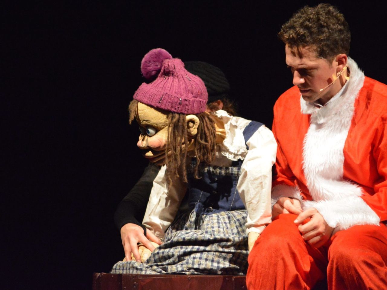 Al Goldoni di Corinaldo arriva la commedia “Un Babbo a Natale”