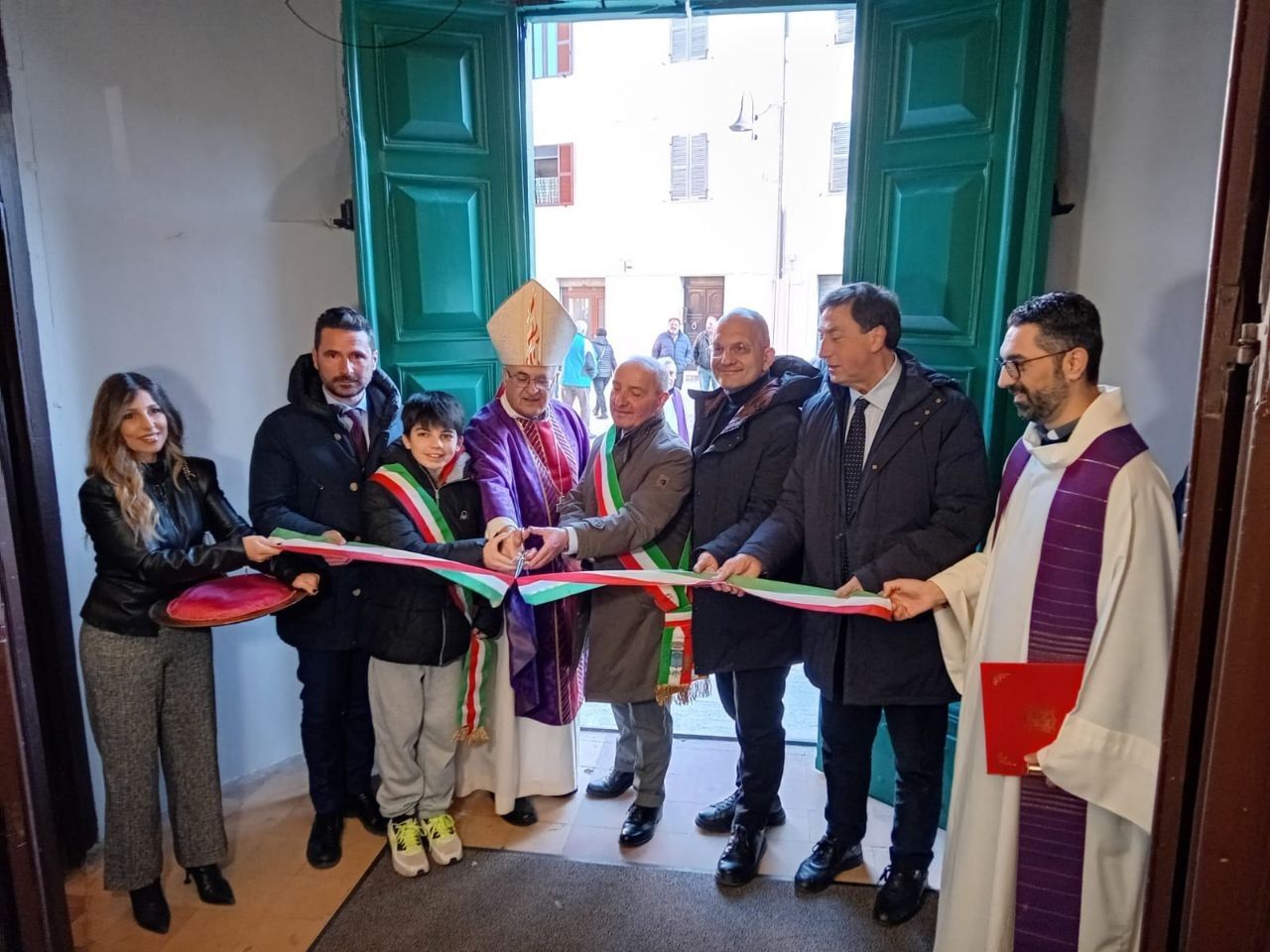 Ad Apiro riapre la Collegiata di Sant&rsquo;Urbano ed il campanone torna a suonare