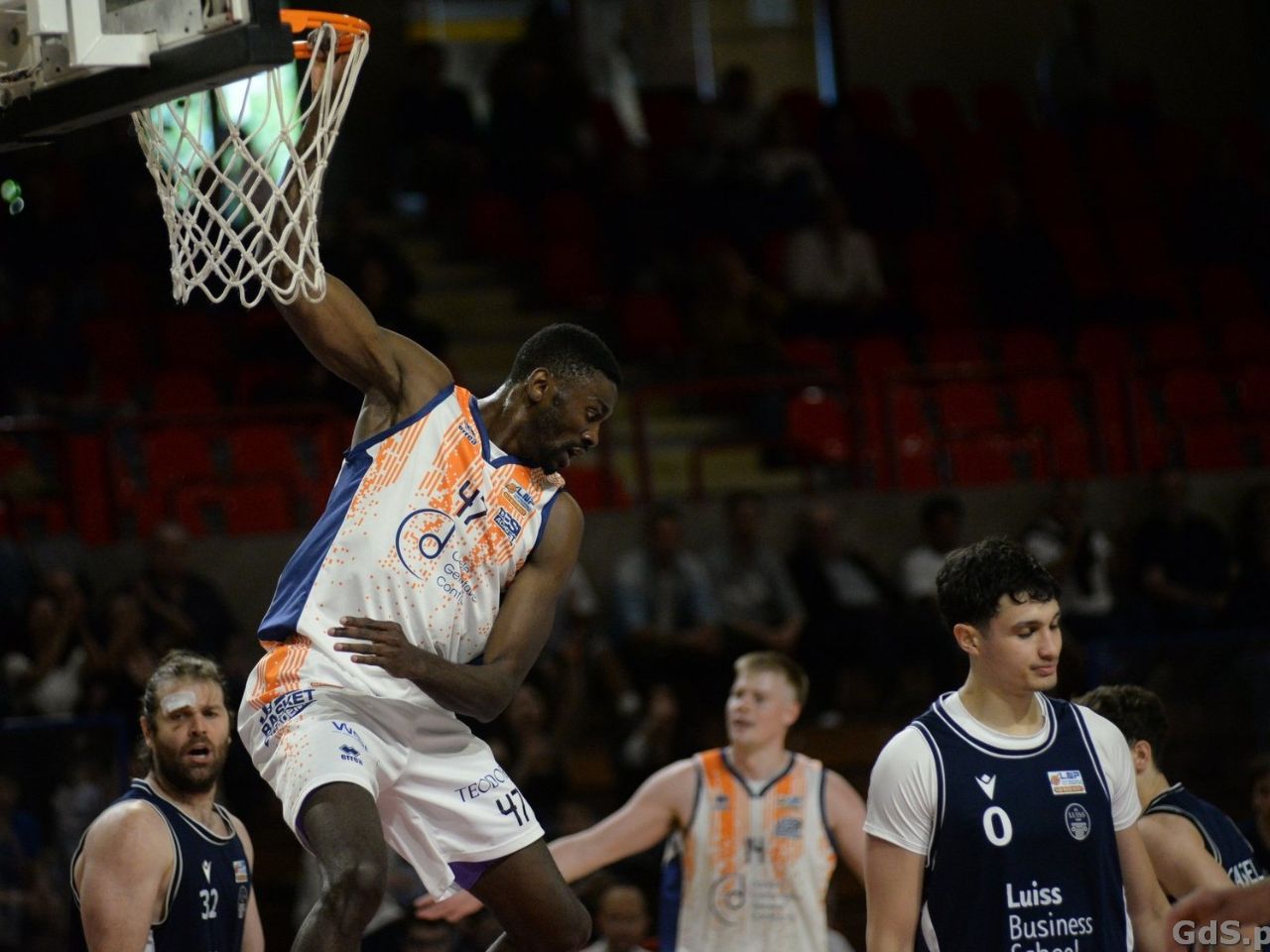 General Contractor si avvicina il play-in