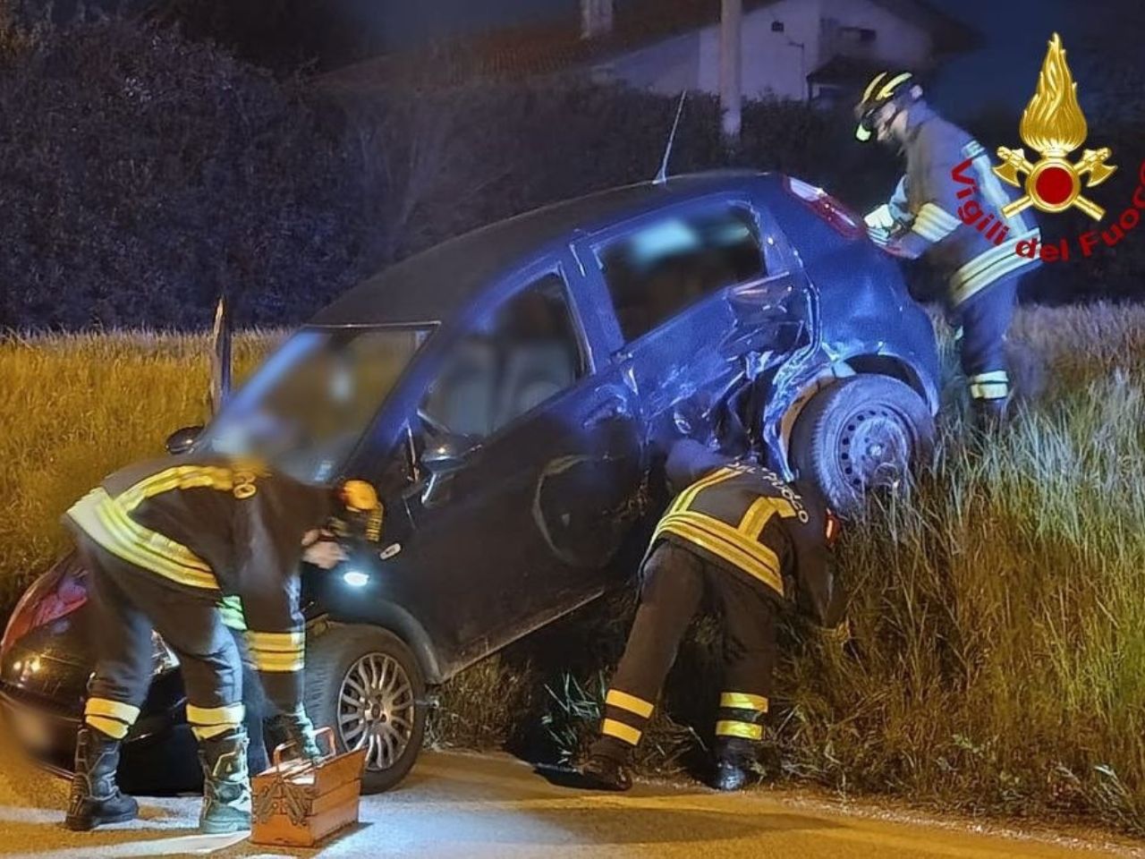 Scontro tra due auto a Montemarciano: due feriti trasportati a Torrette