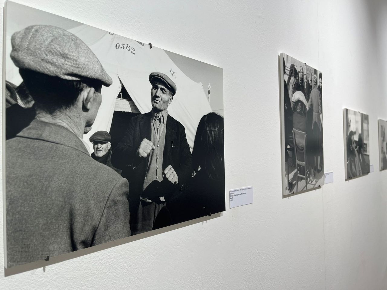 Ultimi giorni per “La vie en Dondero”: viaggio fotografico nella storia europea del Novecento