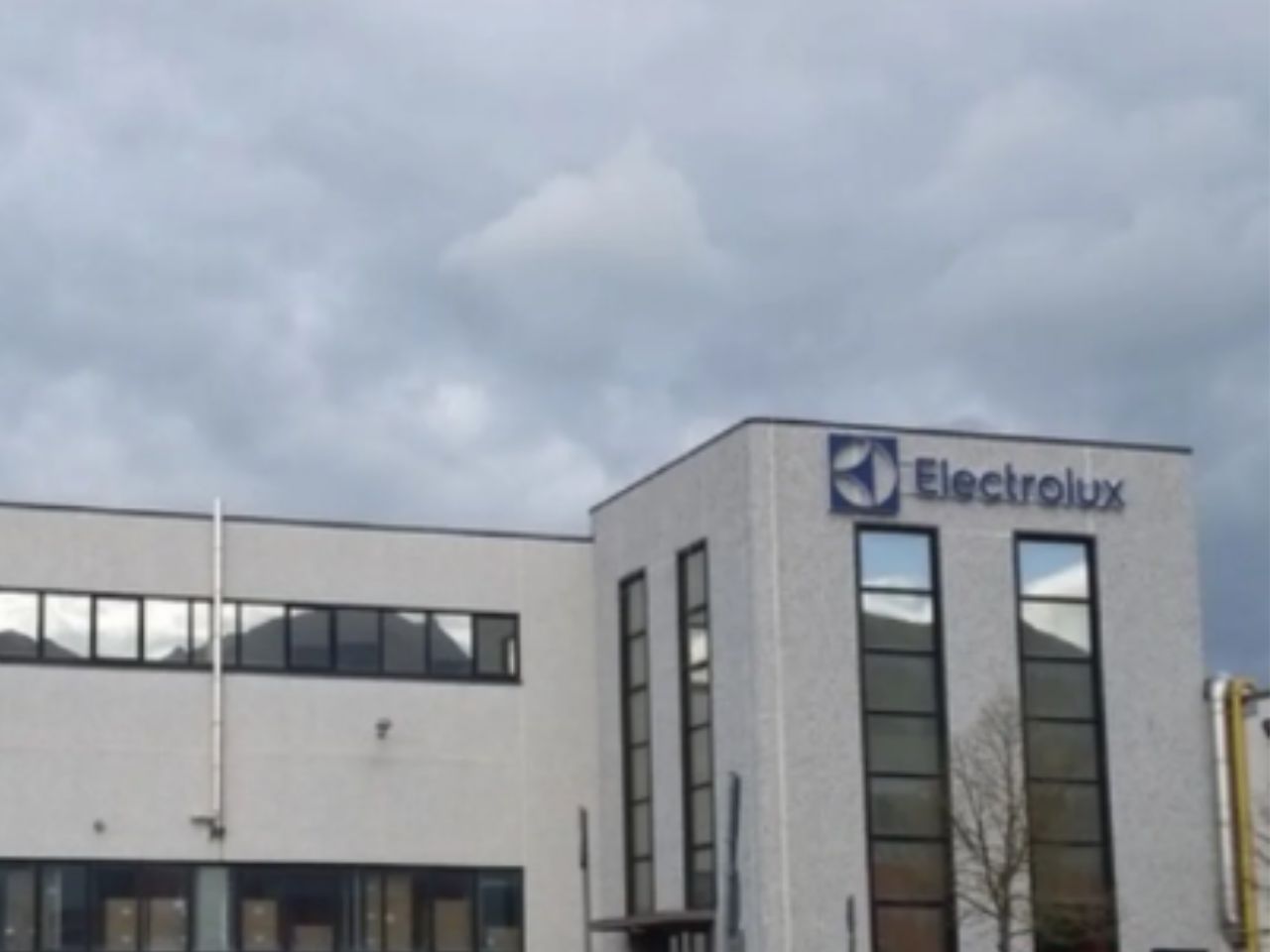 Electrolux, Battistoni (FI): “Pensiero va a lavoratori”