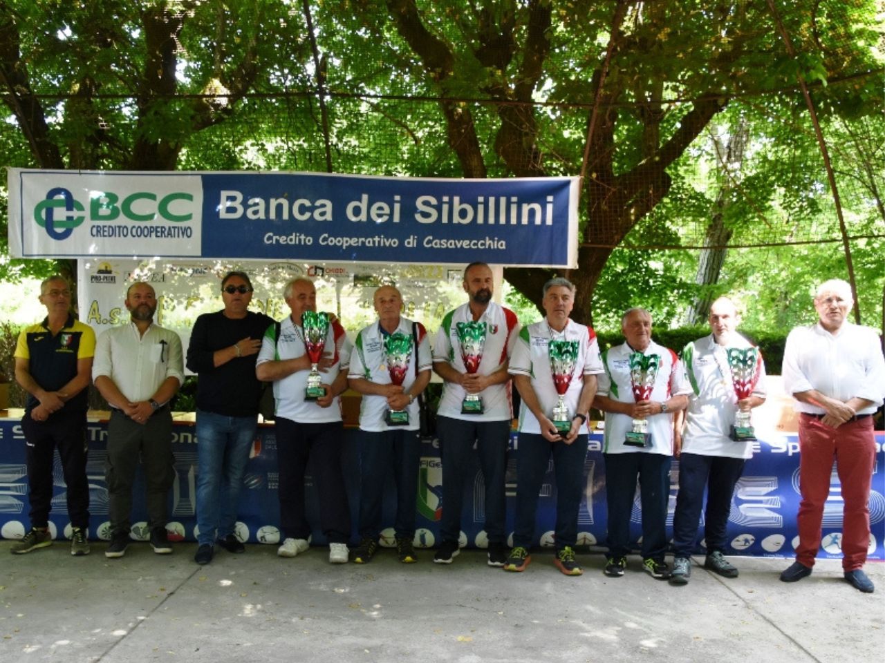 Italiano lancio ruzzola, Valfornace assegna i titoli tricolore a coppie