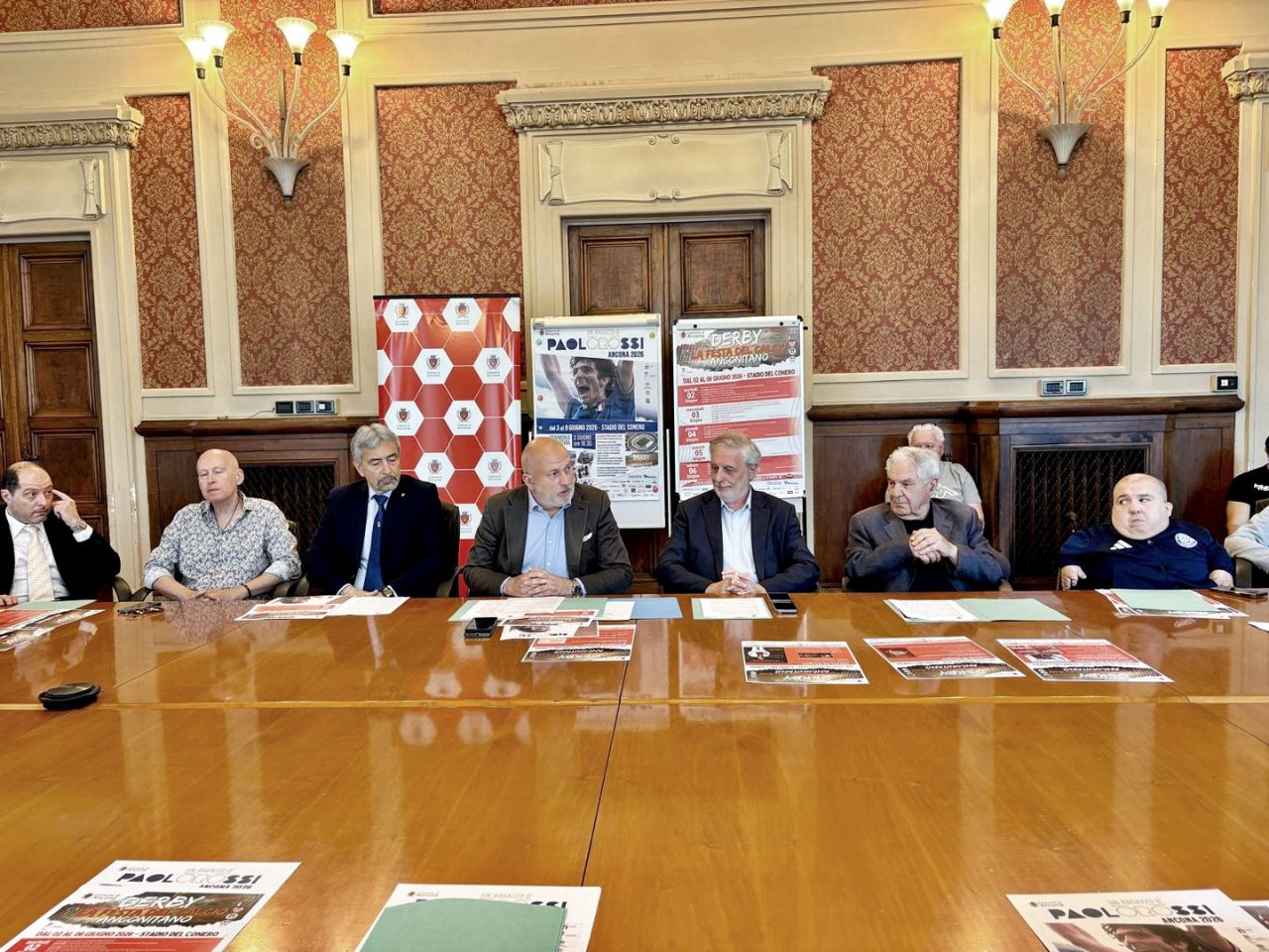 Al Conero torna il Derby del calcio anconitano: in contemporanea la mostra mondiale su Paolo Rossi