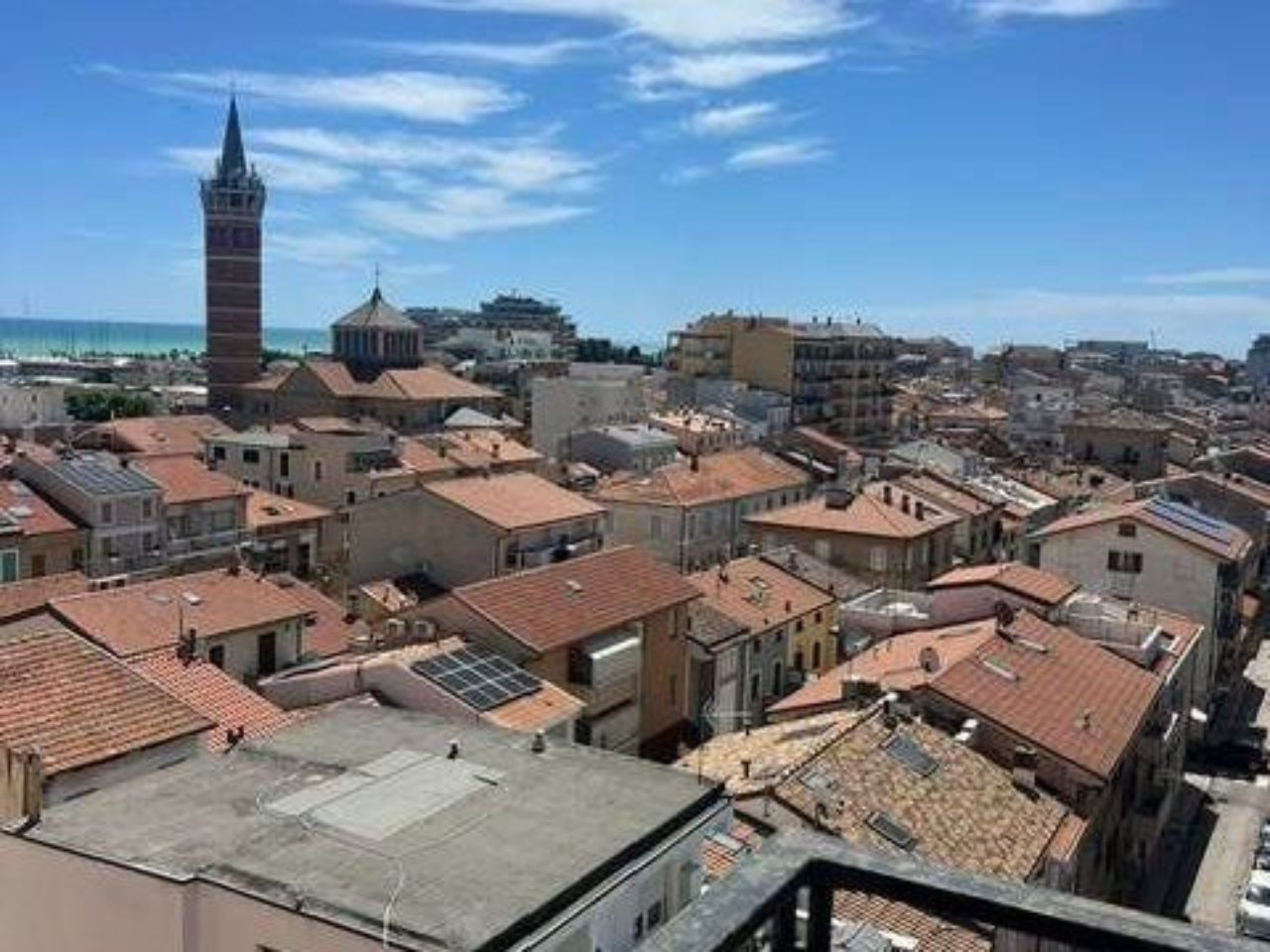 Civitanova, ucciso in casa 62enne