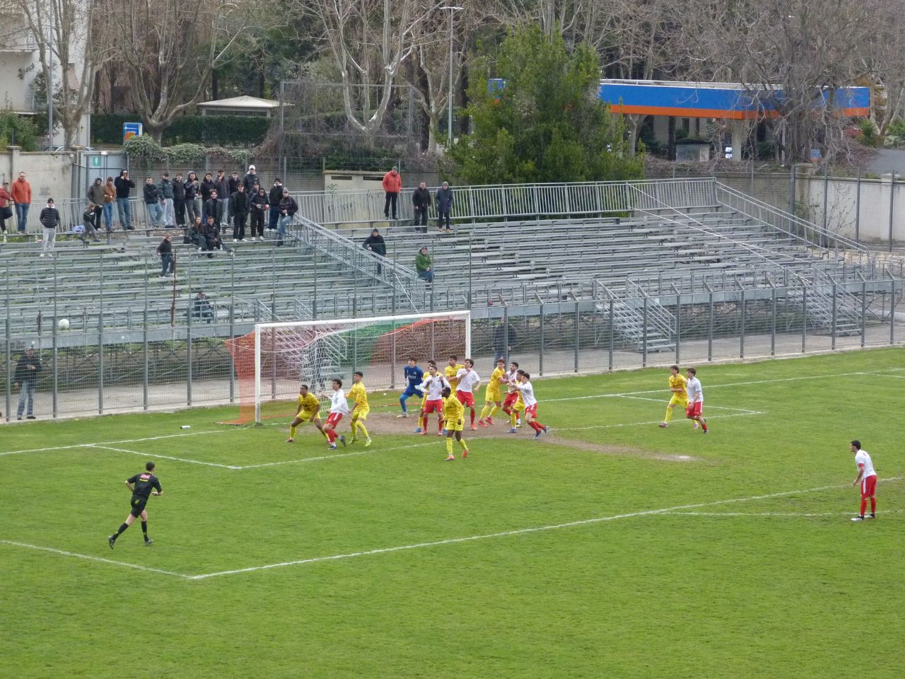 Jesi, via i lavori al “Pirani” e al “Carotti”