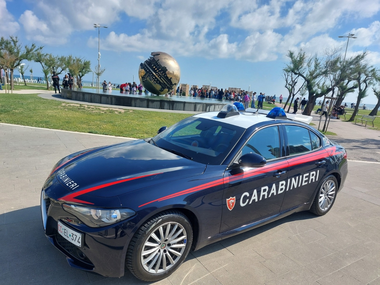 Carabinieri di Pesaro, una settimana di interventi senza sosta: soccorsi, prevenzione e sicurezza stradale