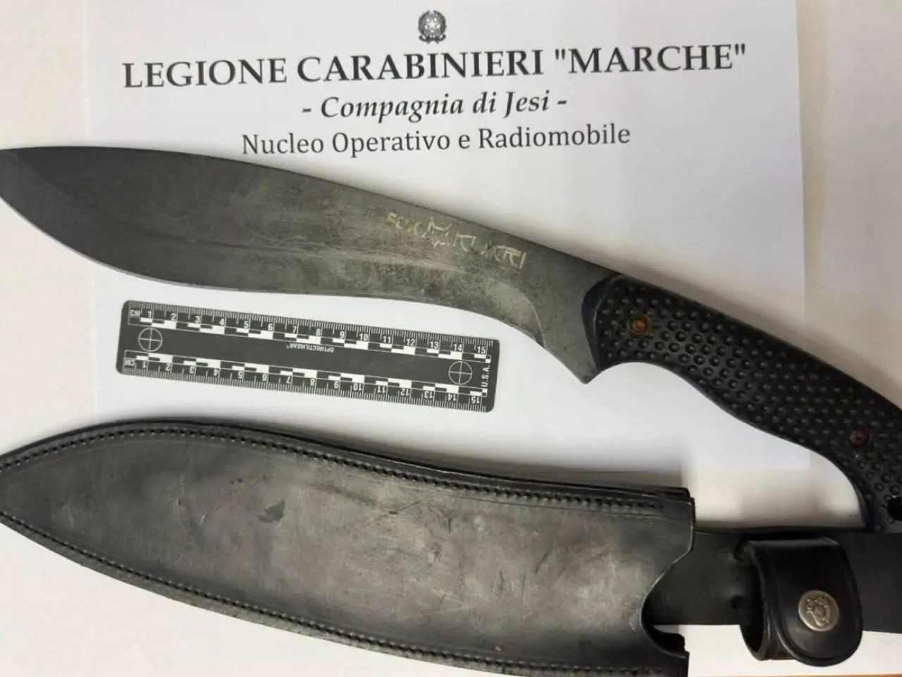 Jesi, doppio intervento dei carabinieri